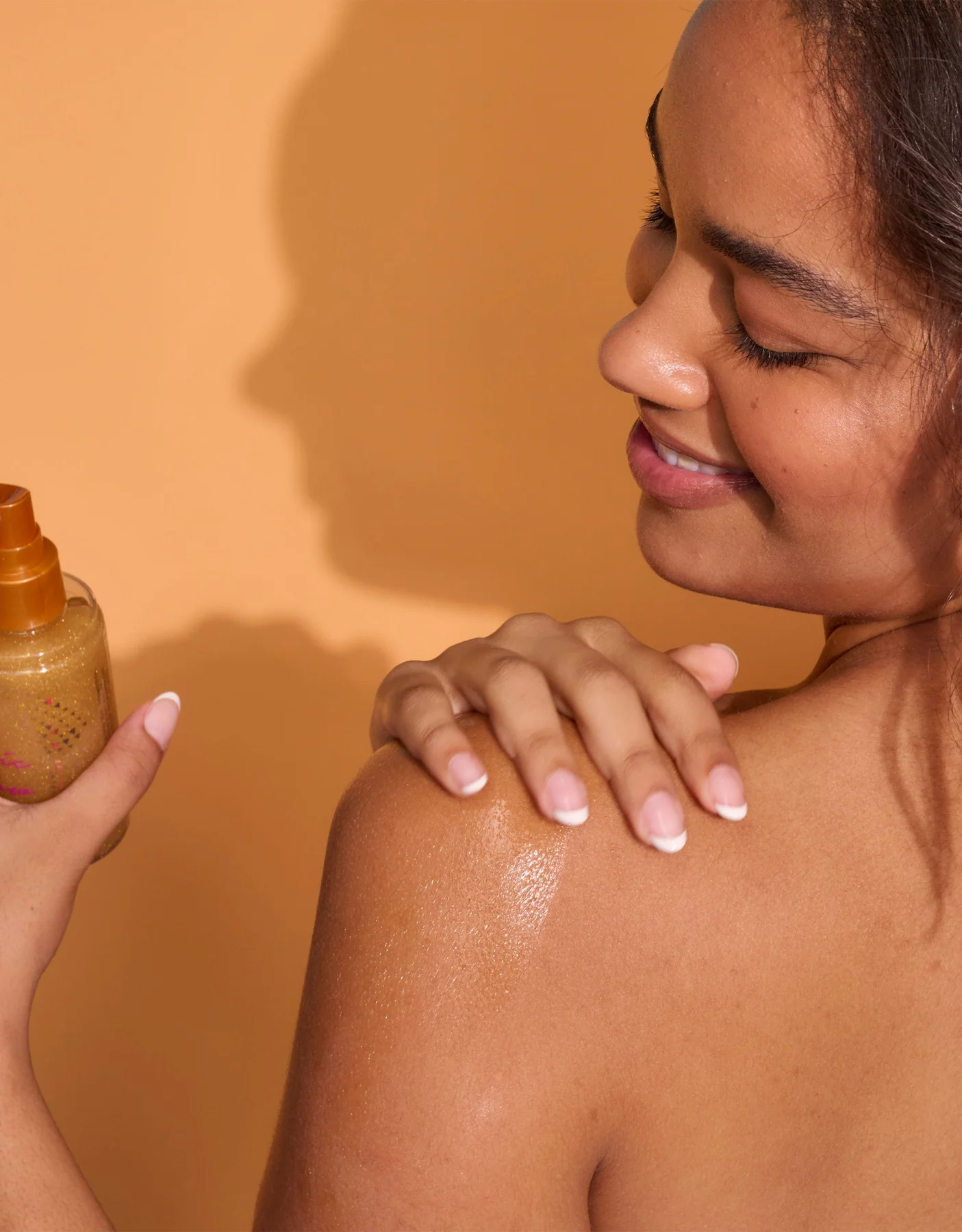 TREE HUT FRAGRANCE SHIMMER MIST TROPIC GLOW