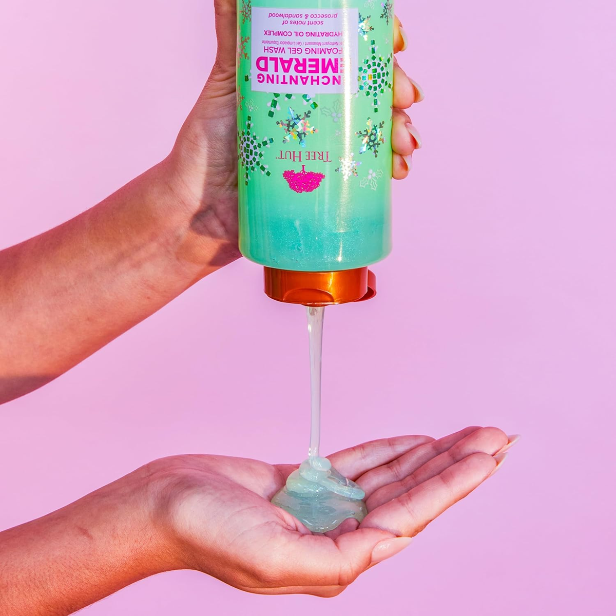 TREE HUT GEL WASH ENCHANTING EMERALD 532ML