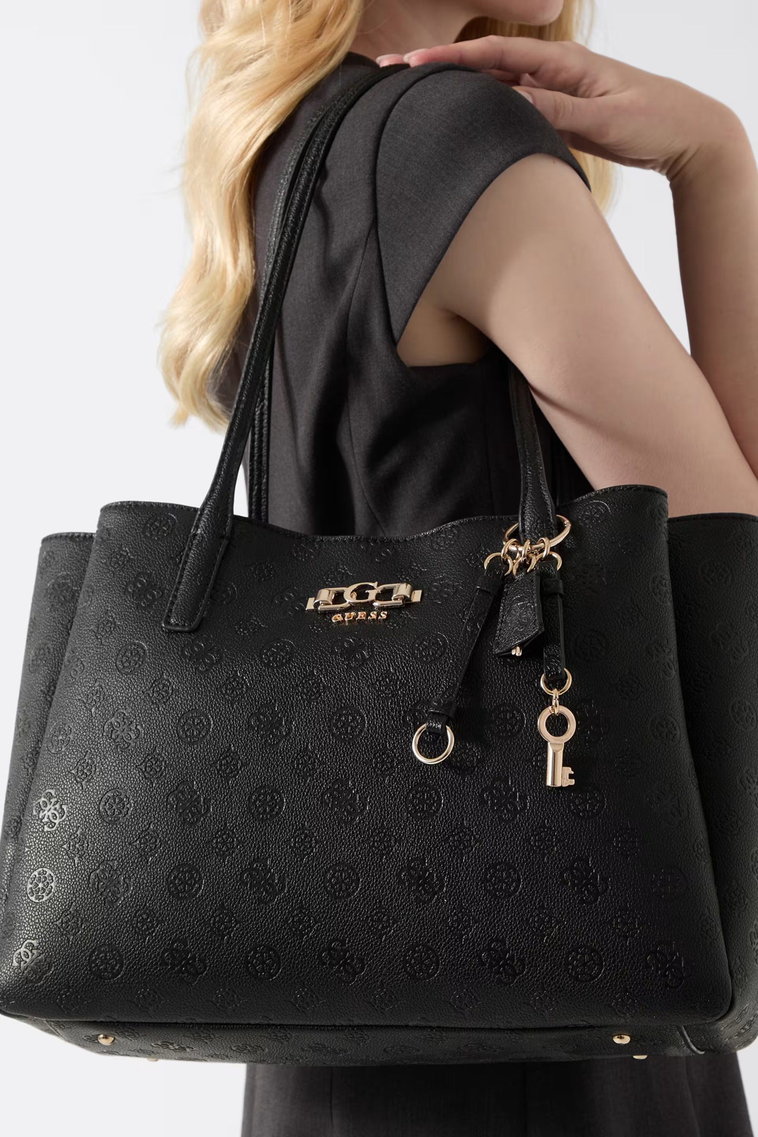 GUESS CARTERA ANISE BLACK LOGO