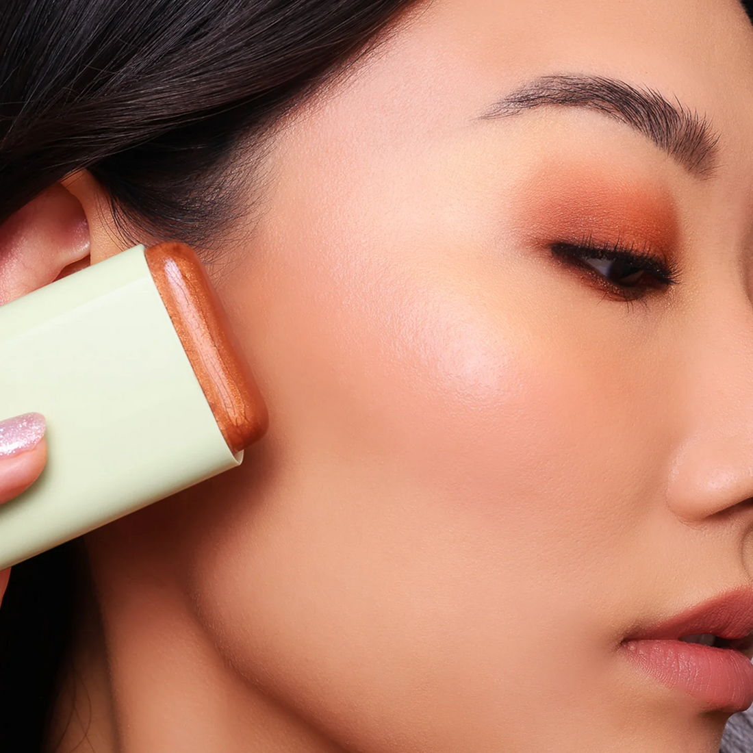 PIXI ON-THE-GLOW BRONZE - RICH GLOW