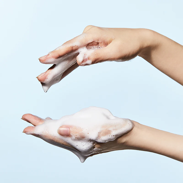 ANUA HYALURONIC ACID 8 + PANTHENOL CLEANSER 150ML