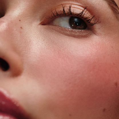 RHODE POCKET BLUSH - FRECKLE