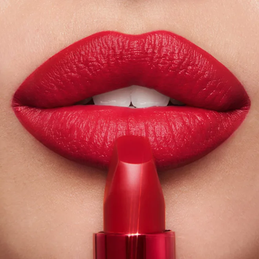 CHARLOTTE TILBURY MATTE REVOLUTION LONG-LASTING LIPSTICK - HOLLYWOOD VIXEN