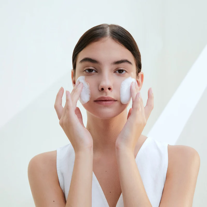 SKIN1004 CENTELLA TONE BRIGHTENING CLEANSING GEL FOAM