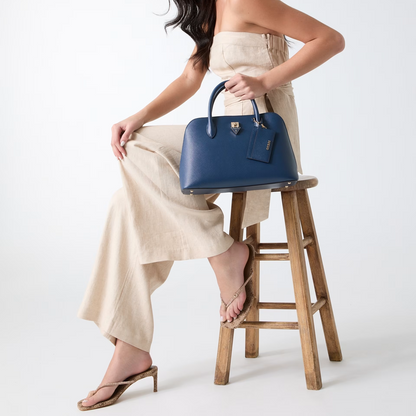 GUESS CARTERA PATSIE NAVY