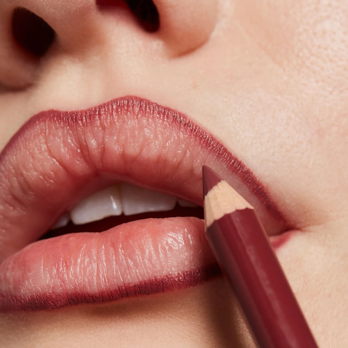 ELF CREAM GLIDE PLUM LIP LINER