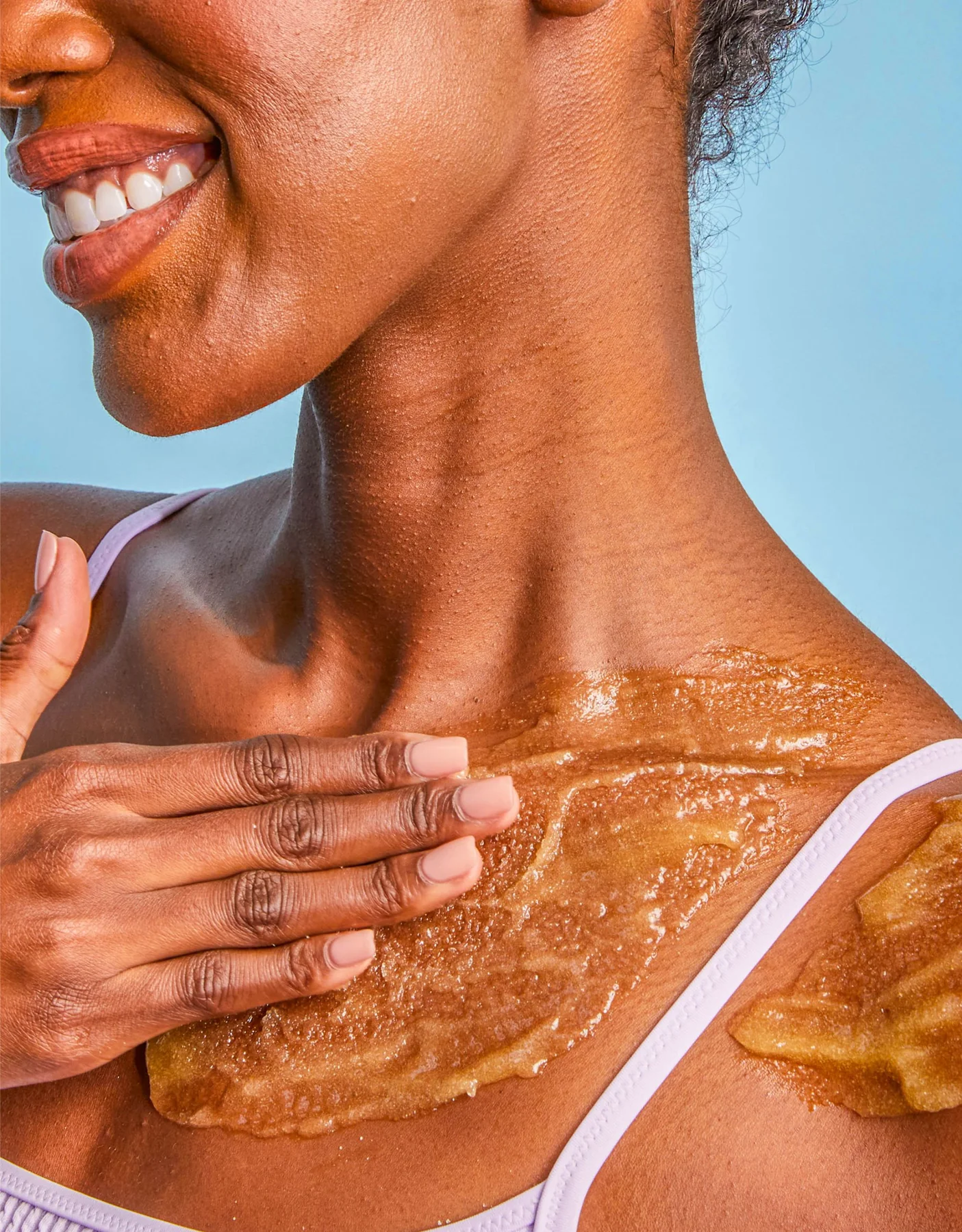 TREE HUT SCRUB PASSIONFRUIT SOL