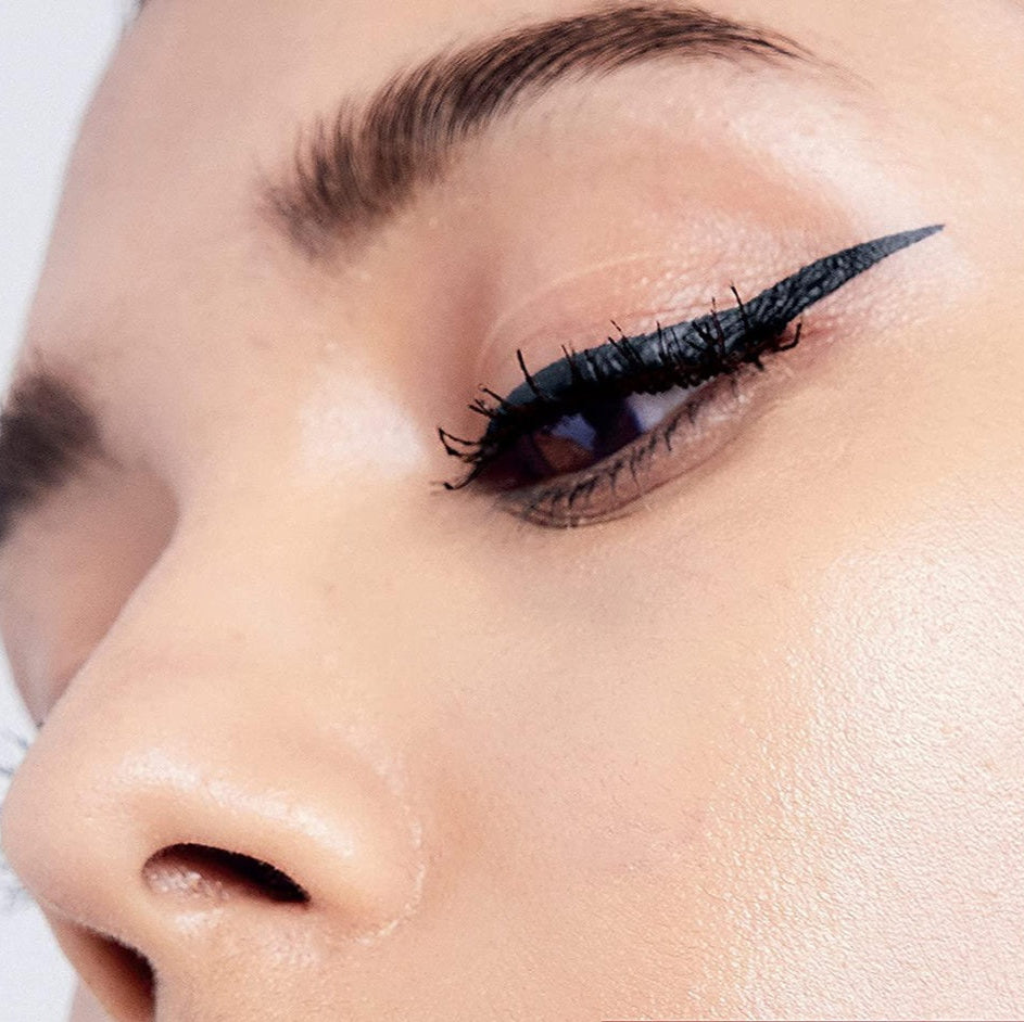 LOREAL INFALLIBLE LIQUID EYELINER  - 400 BLACK NOIR