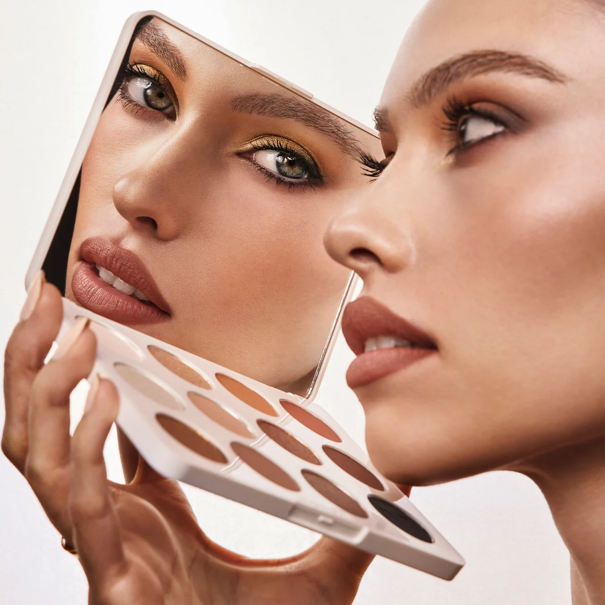 MORPHE PALETA CHROMAPLUS 12-PAN